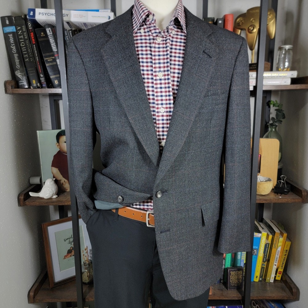 VTG Austin Reed Men's Sport Coat Blazer Two Button Virgin Wool Gray Plaid 42-44R
